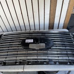 Ford F250 Grille Part