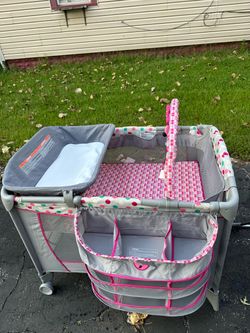 Baby crib