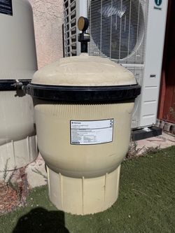 Pentair Clean & Clear Plus CCP240 pool filter – light use – local pickup