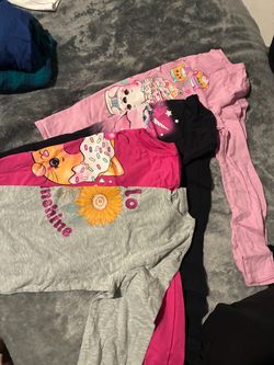 Girls/ Teen Mixed Clothing Lot – Jerseys and T-Shirts