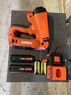 Like new 16 G finish nailer