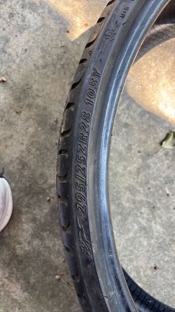 1 Delinte🛞 28 “ Tire