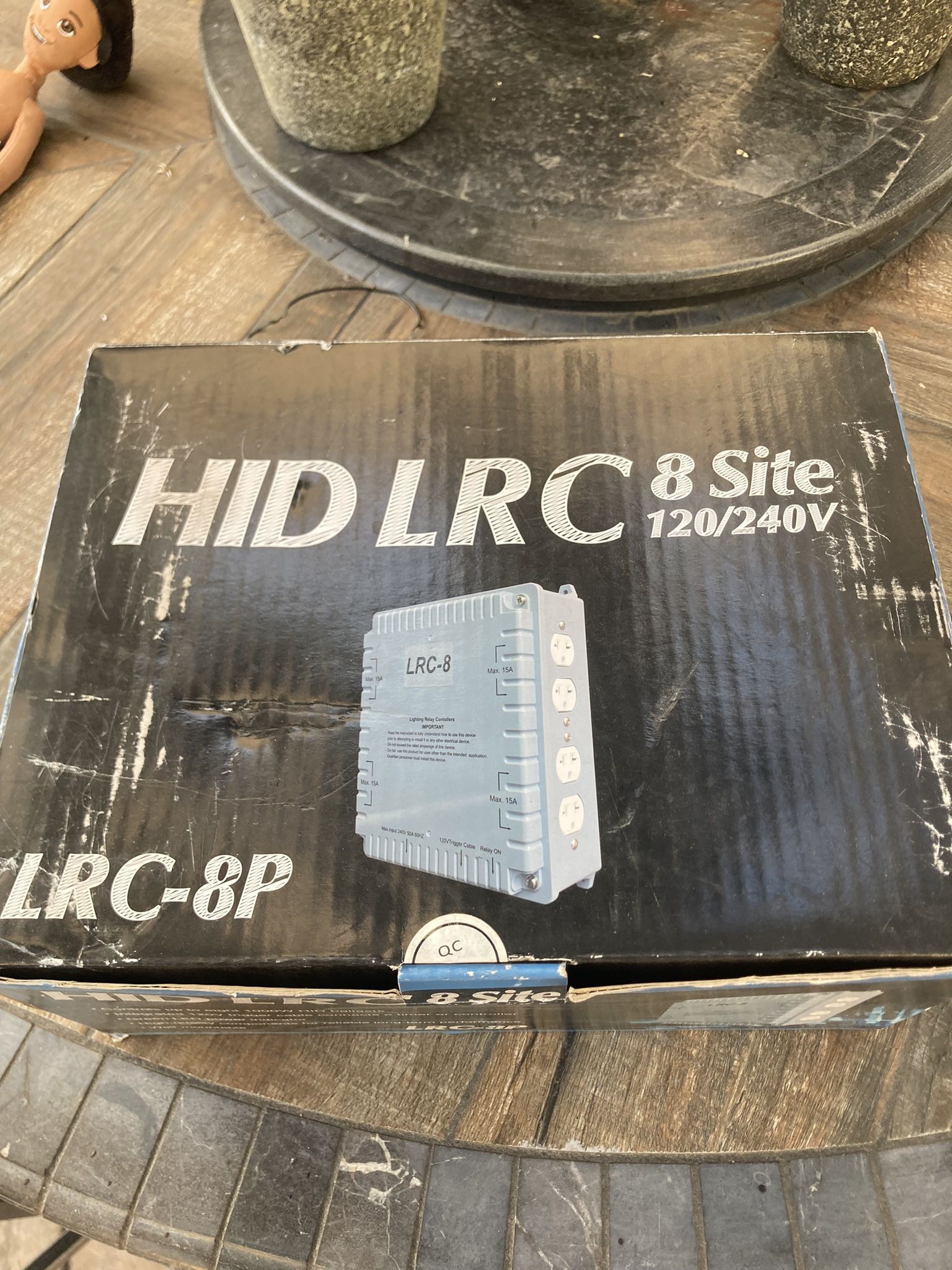 HID LRC 8 SUTE 120/240 V