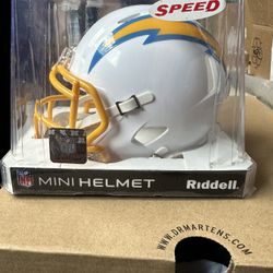 Los Angles Chargers Mini Helmet 