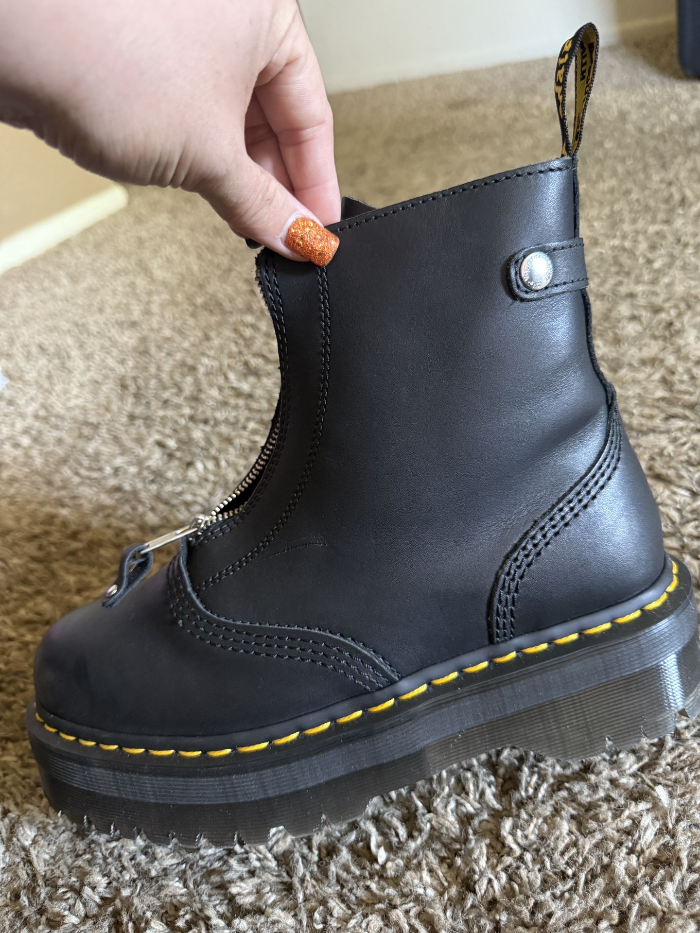 Dr. Martens Jetta Zip Platform Boots Women’s Size 9 (US)