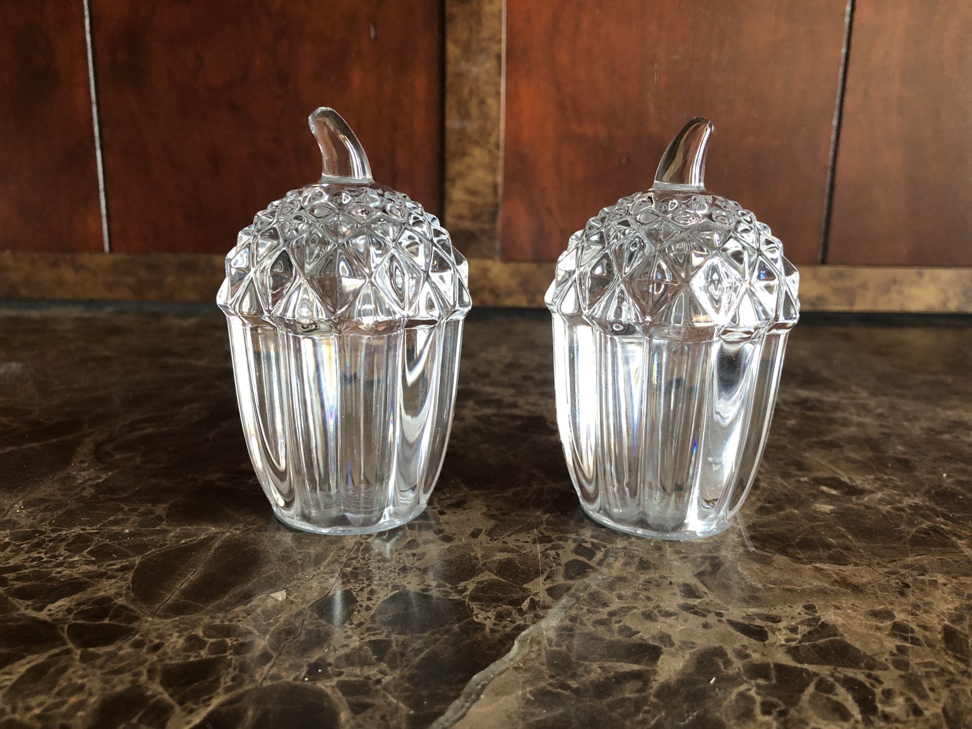 Bran New Crystal Acorn Salt&Pepper Shaker