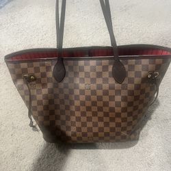 Louis Vuitton Neverfull MM Red Interior 