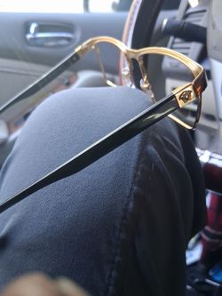 Versace frame  needs optics