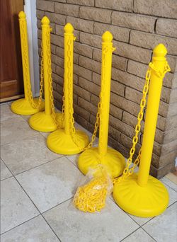 Crowd Control Stanchions with Chain