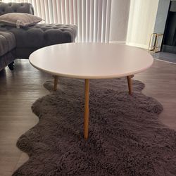 36 Inch White Round Coffee Table 