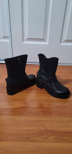 Brand New Harley Davidson Christa Harness women's black leather zip up ankle boots size 5 1/2