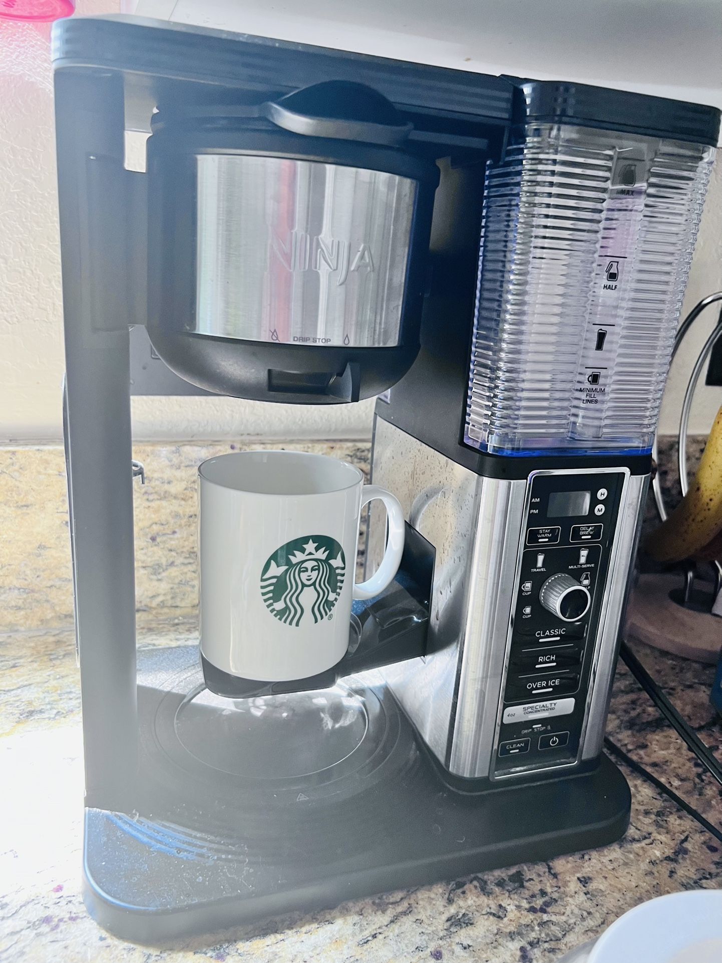 Ninja Coffee Maker Makes Capuchino, Ice Coffee Works Good No