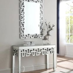 Aria Console Table

