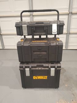 DEWALT TOOL BOX SET, NEW