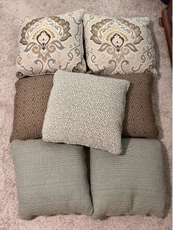 Throw Pillows