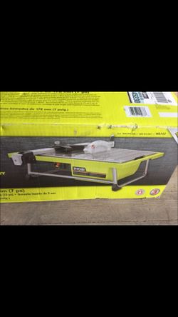 Ryobi 7" tabletop tile saw (like new)
