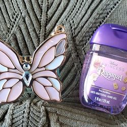 Bath & Body works multiple color/Gold butterfly