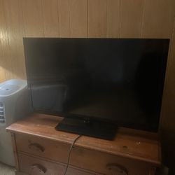 Insignia TV 42 Inches 