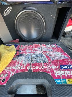 12 T1 Rockford subwoofer