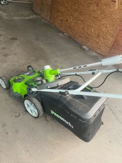 Lawnmower and weed wacker set