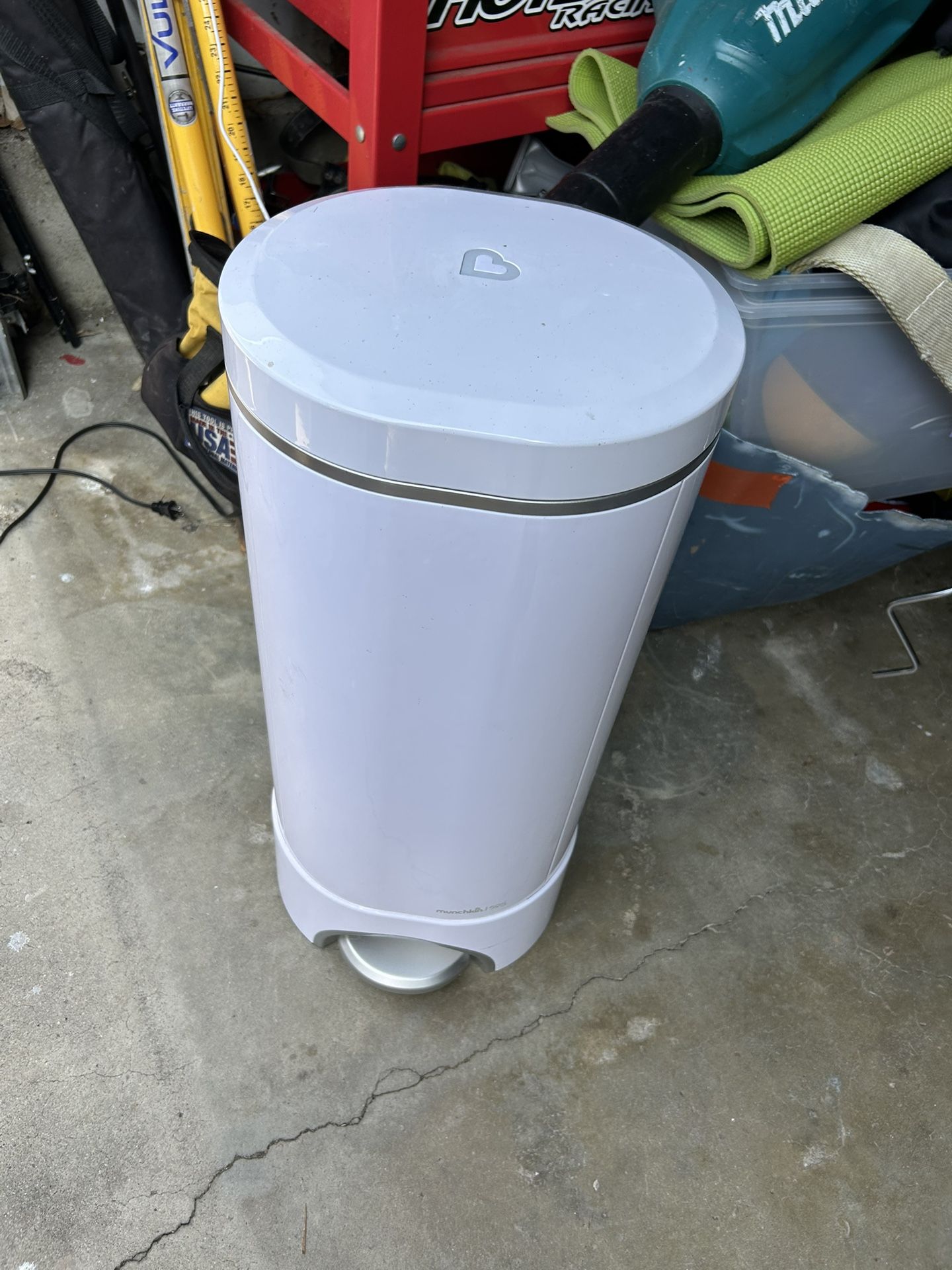 Diaper Pail Munchkin 59S