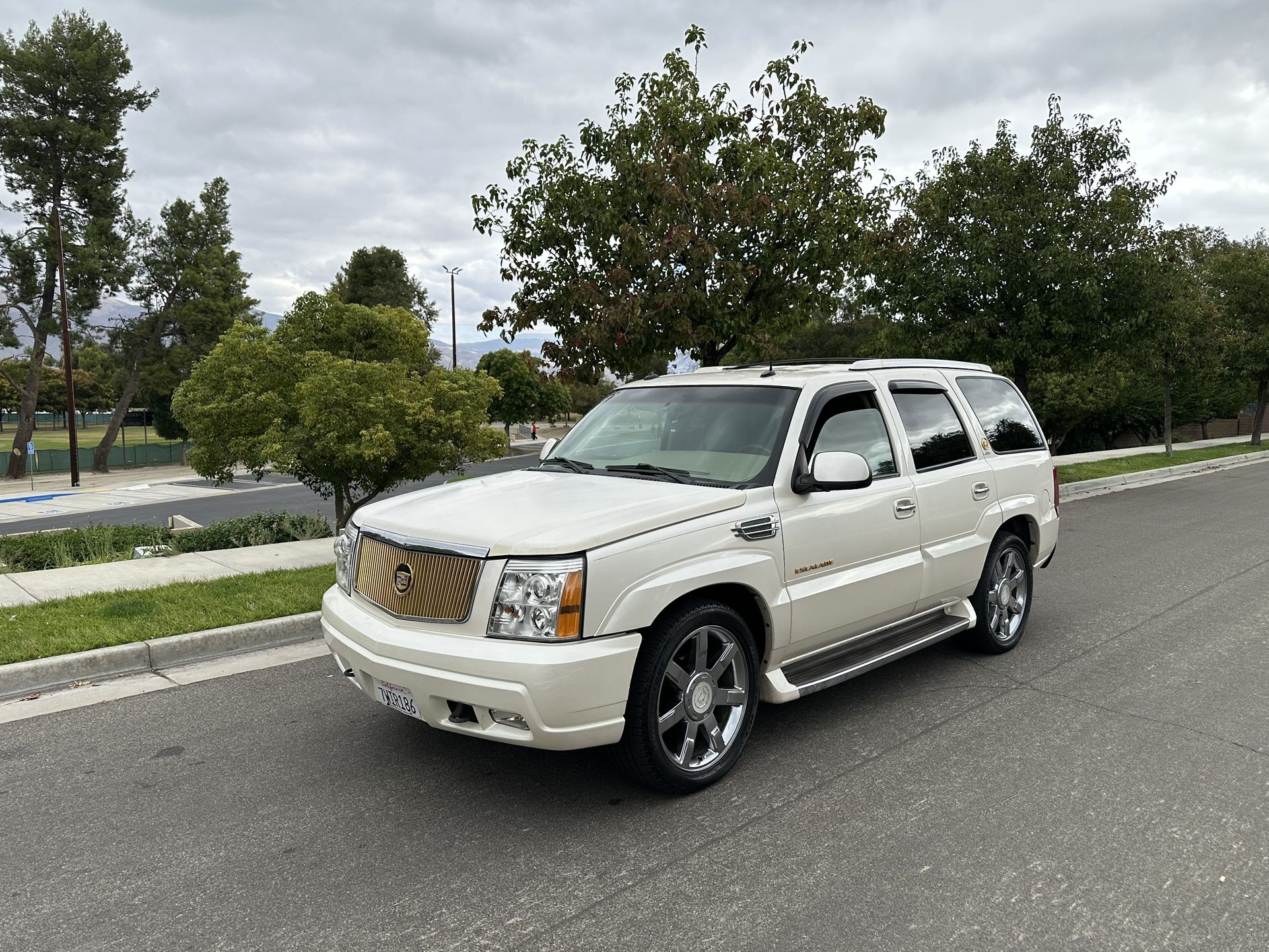 2003 Cadillac Escalade