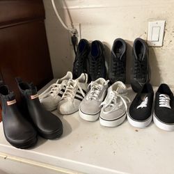 Shoes And Soccer Shoes 