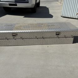 Tool Box - Pick Up Clovis Avenue And Jensen