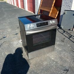 Frigidaire Gallery Glass Top 5 Burner Electric Stove