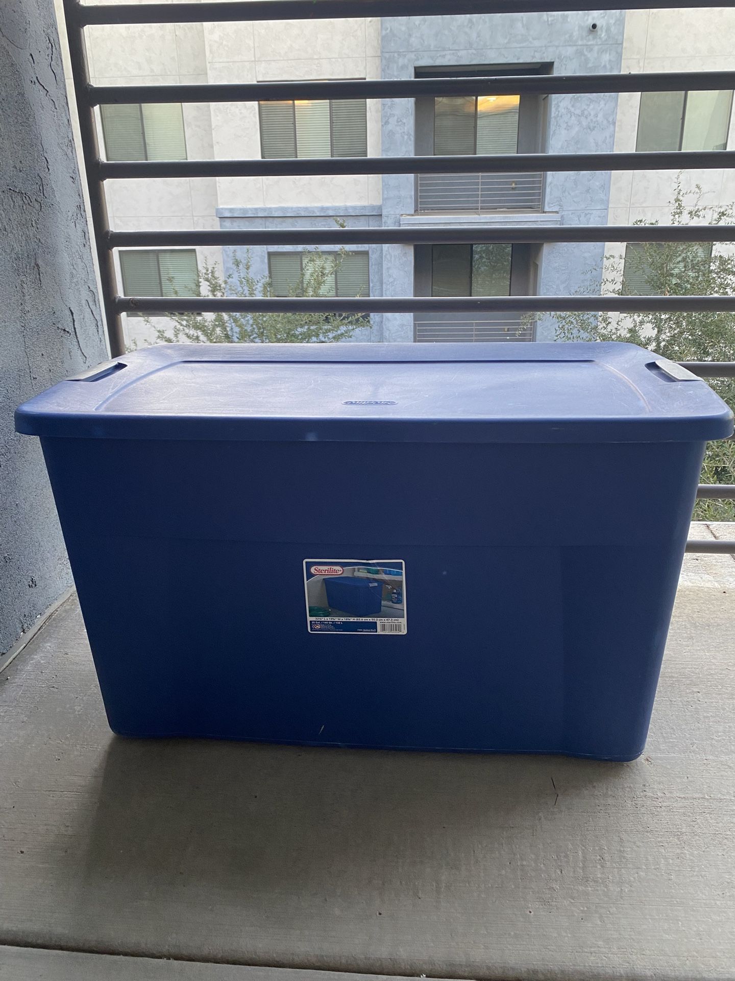 Large Sterilite Storage Bin