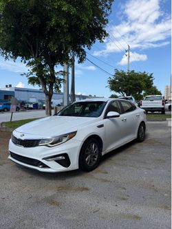 2019 KIA Optima