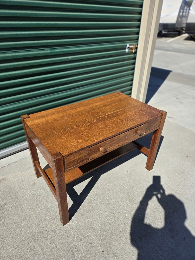 Oak Writing Desk Mission