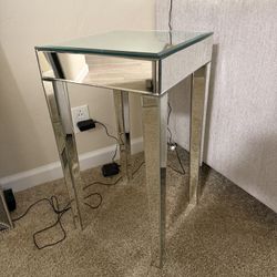 Mirrored Side Table 