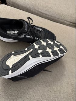 Sketchers GoRun slip ins sz 11