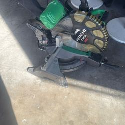 Hitachi C12FDH Chop Saw