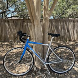 Giant Road Bike for Sale in San Antonio, TX - OfferUp