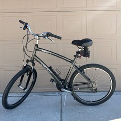 Trek Navigator 2.0 Bicycle