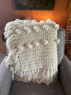 Crochet Blanket With Pom Pom And Fringe 