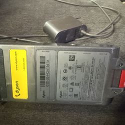 Dyson Vacuum Charger 