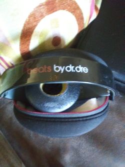 Dre BEATS AND CASE