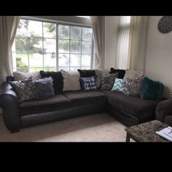 Sectional W Washable Covers
