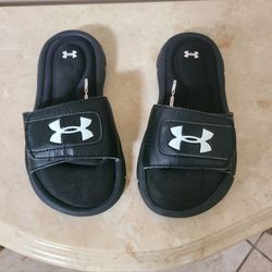 UNDER ARMOUR 4D FOAM Boy's Sandals Size 12