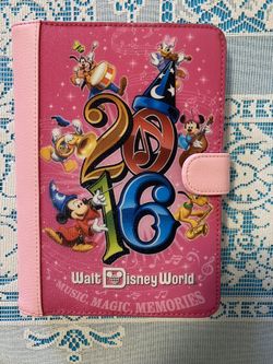 2016 Disney World Electronic Reader Case - New With Tags!