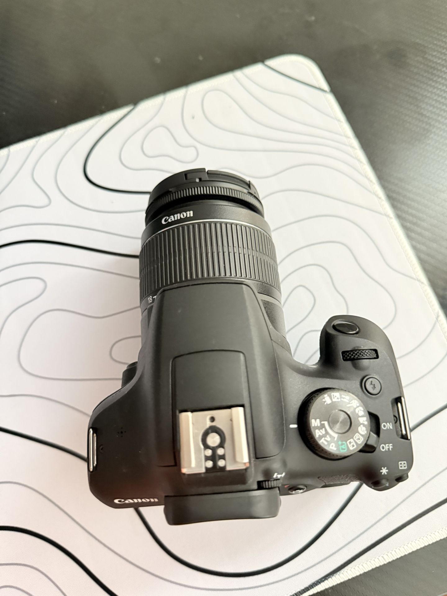 Canon Eos2000d