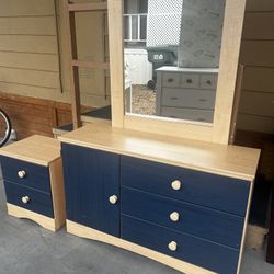 Two Dresser With Mirror 