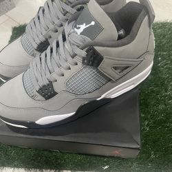 Jordan 4 Cool Grey