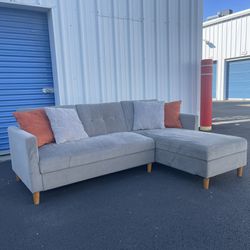 🚚FREE DELIVERY🚚 Wayfair Kayden Upholstered Reversible Sectional in Grey