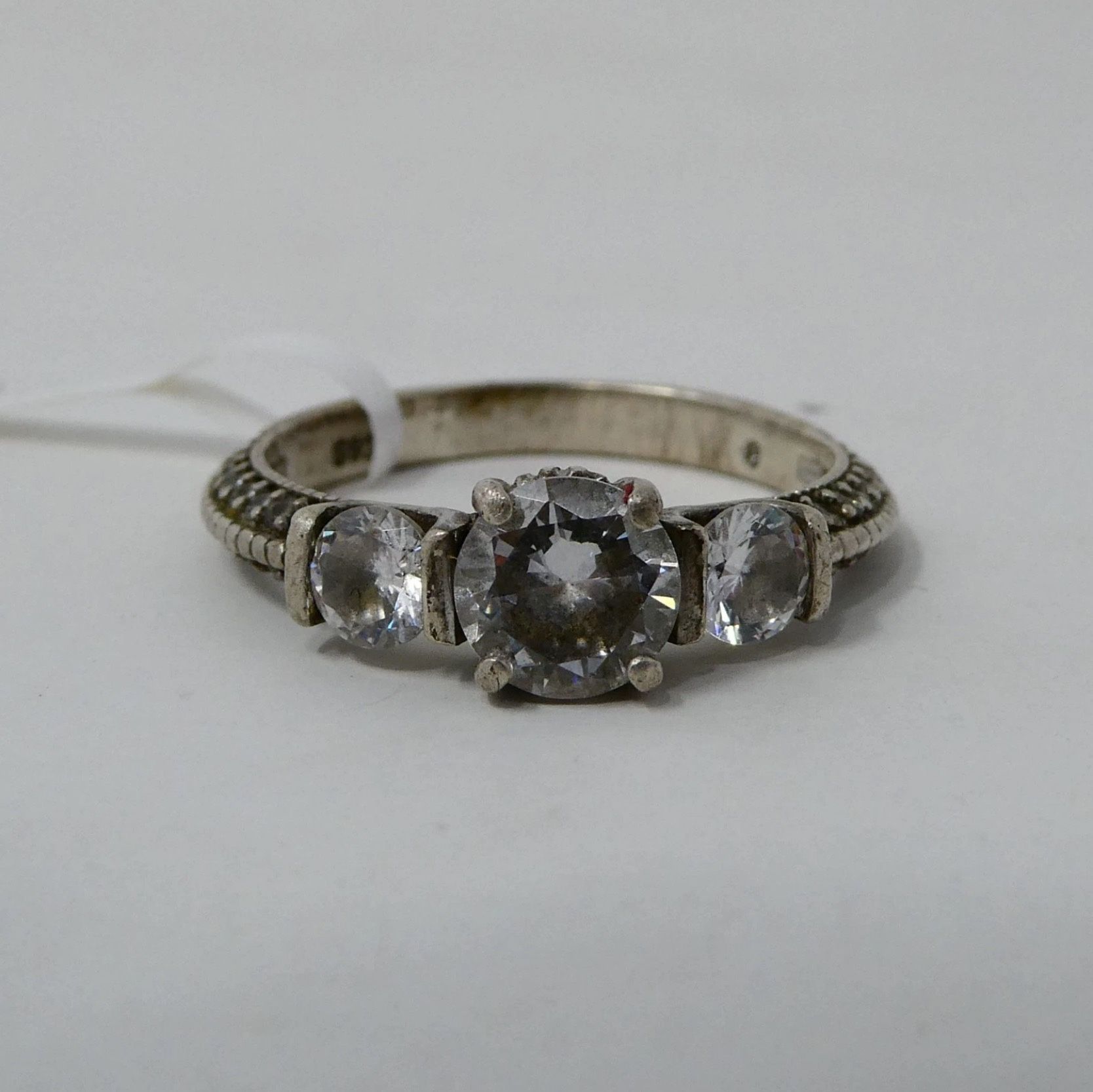 .925 Sterling Silver Ring With 3. Clear Quartz Stones