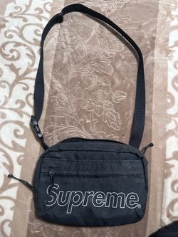 Supreme men bag