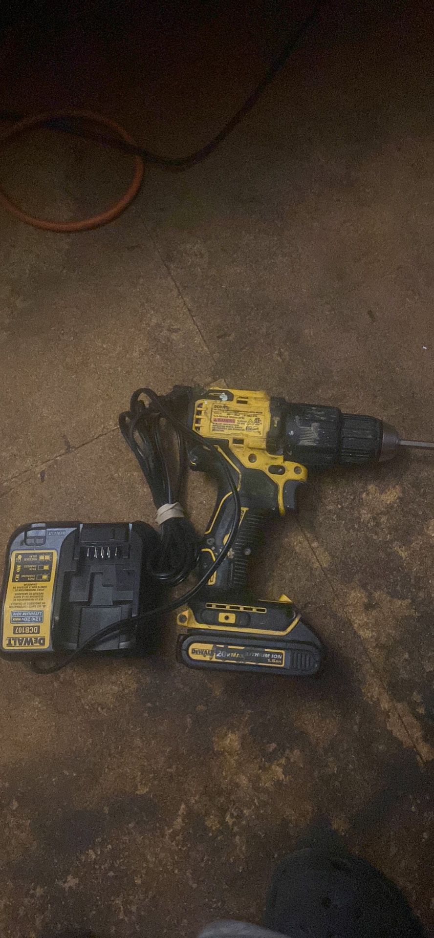 Dewalt 20 V Impact, Makita And Black&Decker Circular Saws 